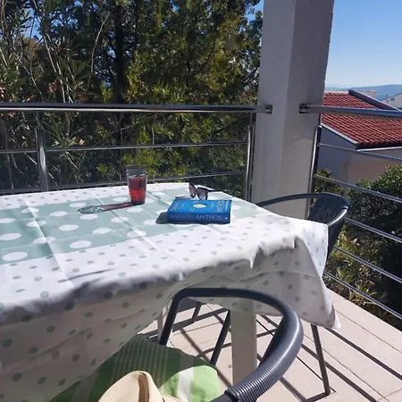 Ravni アパート *