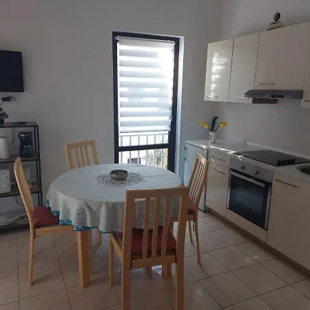 Ravni Labin (Istria)