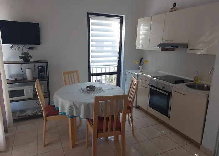 Ravni Labin (Istria)